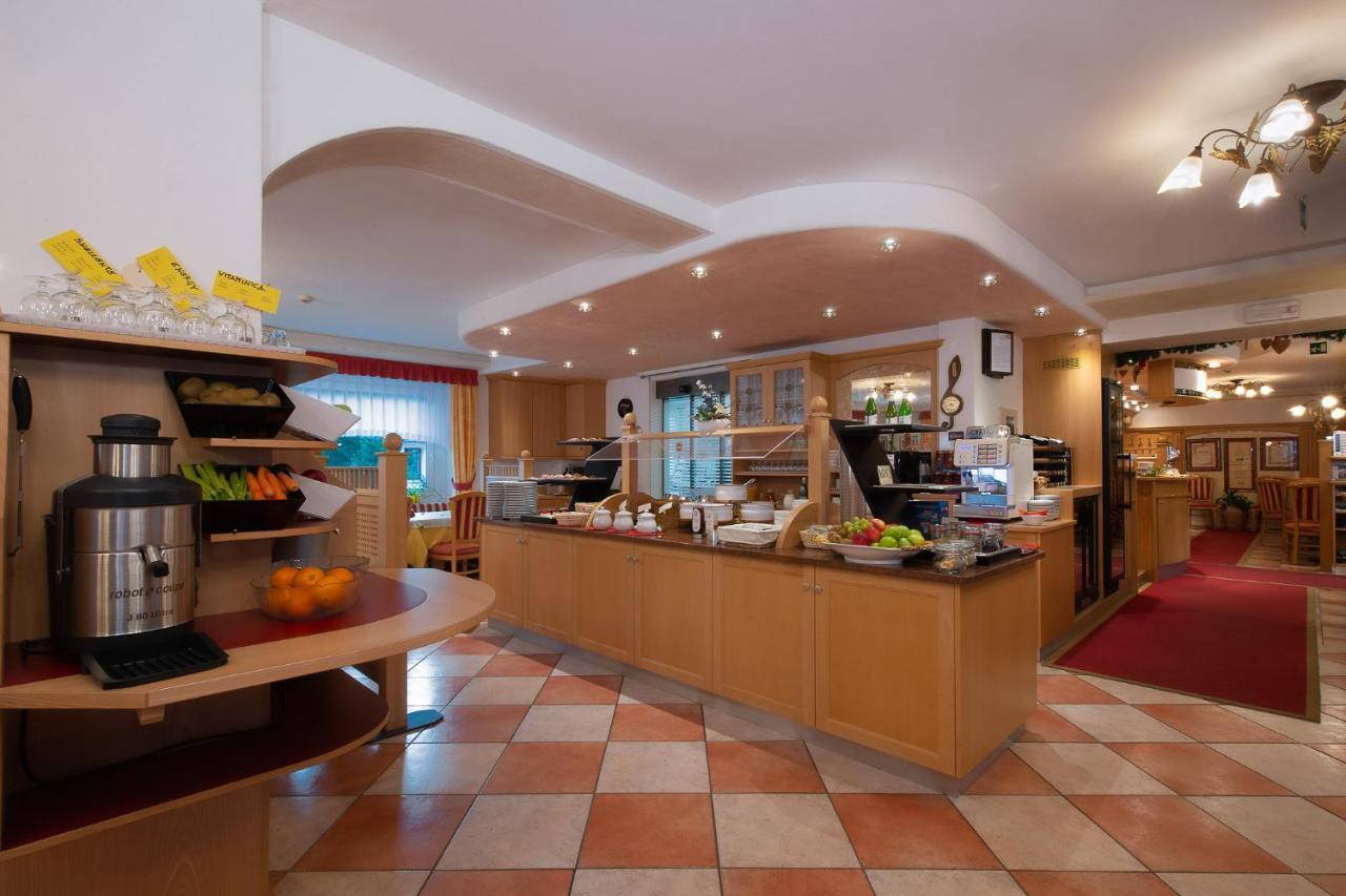 Hotel B&B Marilena Arabba Exterior photo